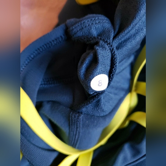 Lululemon Just Breathe Tank Alberta Lake sz-8 - Picture 3 of 11